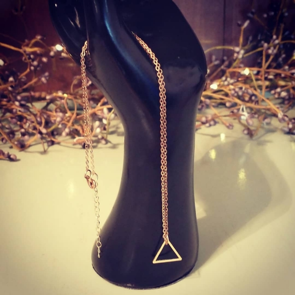 Simple Triangle Gold necklace